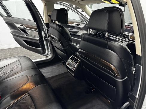 Used 2020 BMW 740i 740i image 48