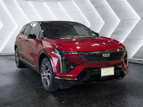 New 2026 Cadillac Optiq Sport 1 image 8