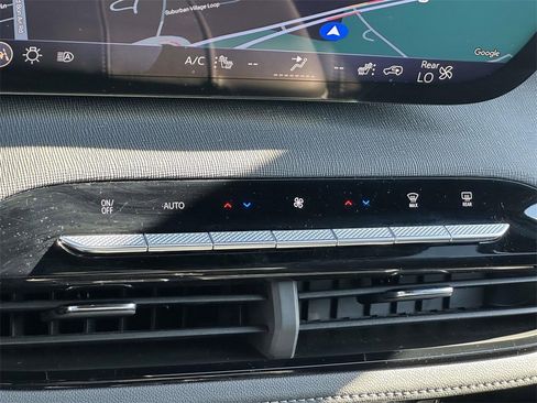 Used 2025 Buick Enclave Preferred image 5