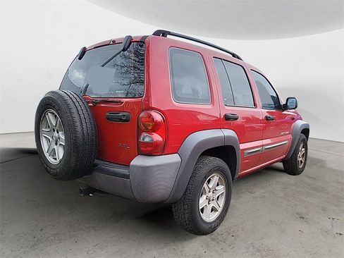 Used 2002 Jeep Liberty Sport image 4