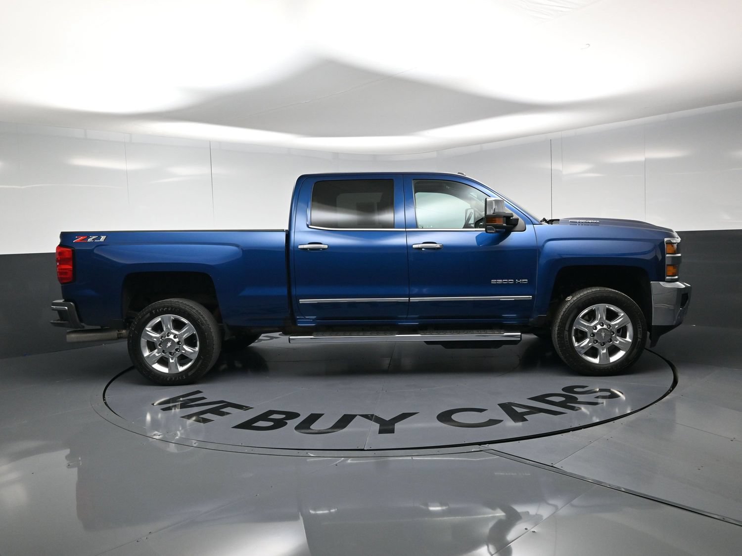 Used 2019 Chevrolet Silverado 2500 LTZ w/ Duramax Plus Package AWD/4WD image 10