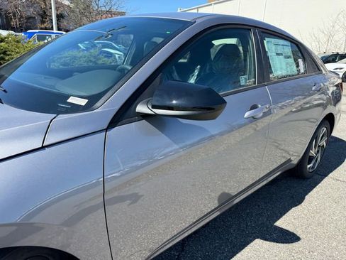 New 2026 Hyundai Elantra Sport image 4