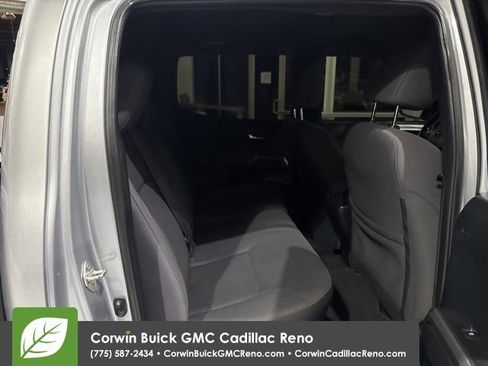 Used 2018 Toyota Tacoma TRD Sport image 28