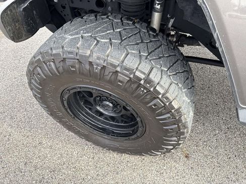 Used 2021 Jeep Wrangler Unlimited Sahara w/ Cold Weather Group image 31