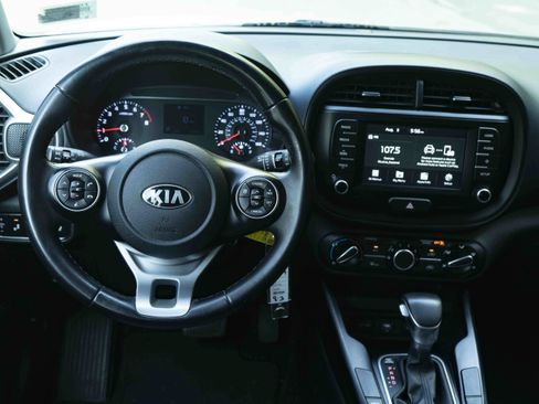 Used 2020 Kia Soul X-Line FWD image 19