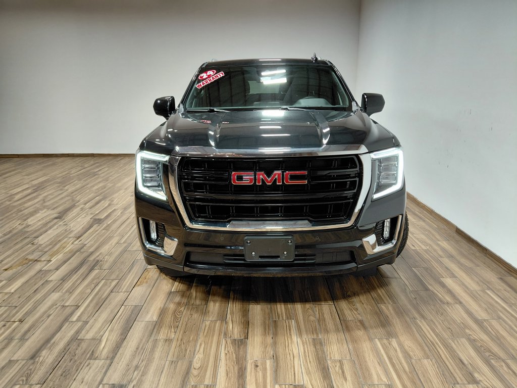 Used 2024 GMC Yukon SLE AWD/4WD image 3