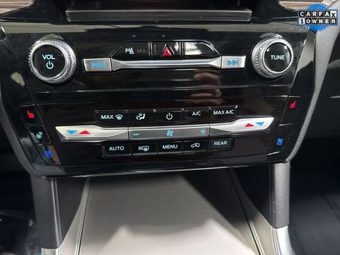 Used 2024 Ford Explorer Limited w/ Equipment Group 301A image 22