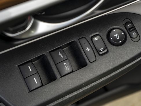 Used 2018 Honda CR-V EX-L image 37