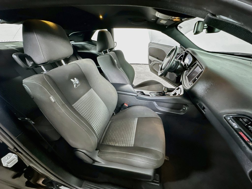 Used 2022 Dodge Challenger R/T Scat Pack RWD image 14