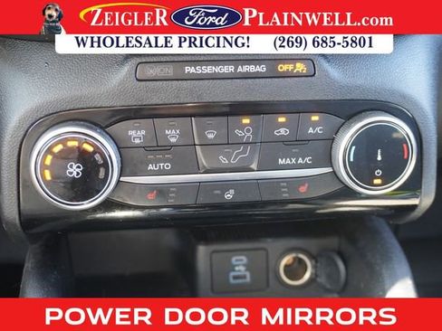 Used 2022 Ford Escape SE w/ Cold Weather Package image 20