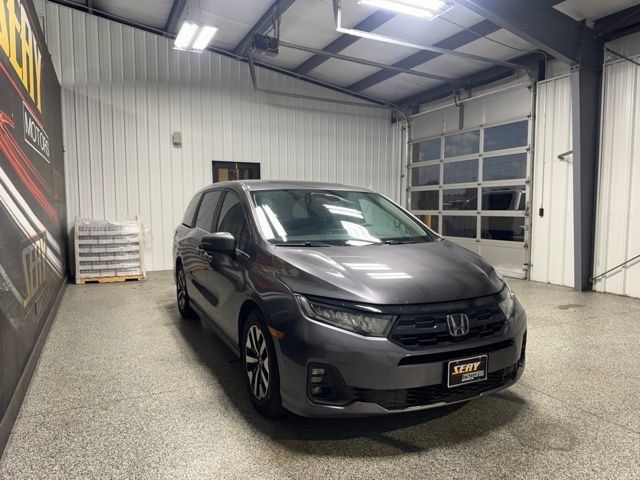 Used 2025 Honda Odyssey EX-L image 17