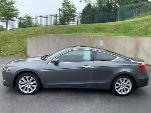 Used 2010 Honda Accord EX-L image 2