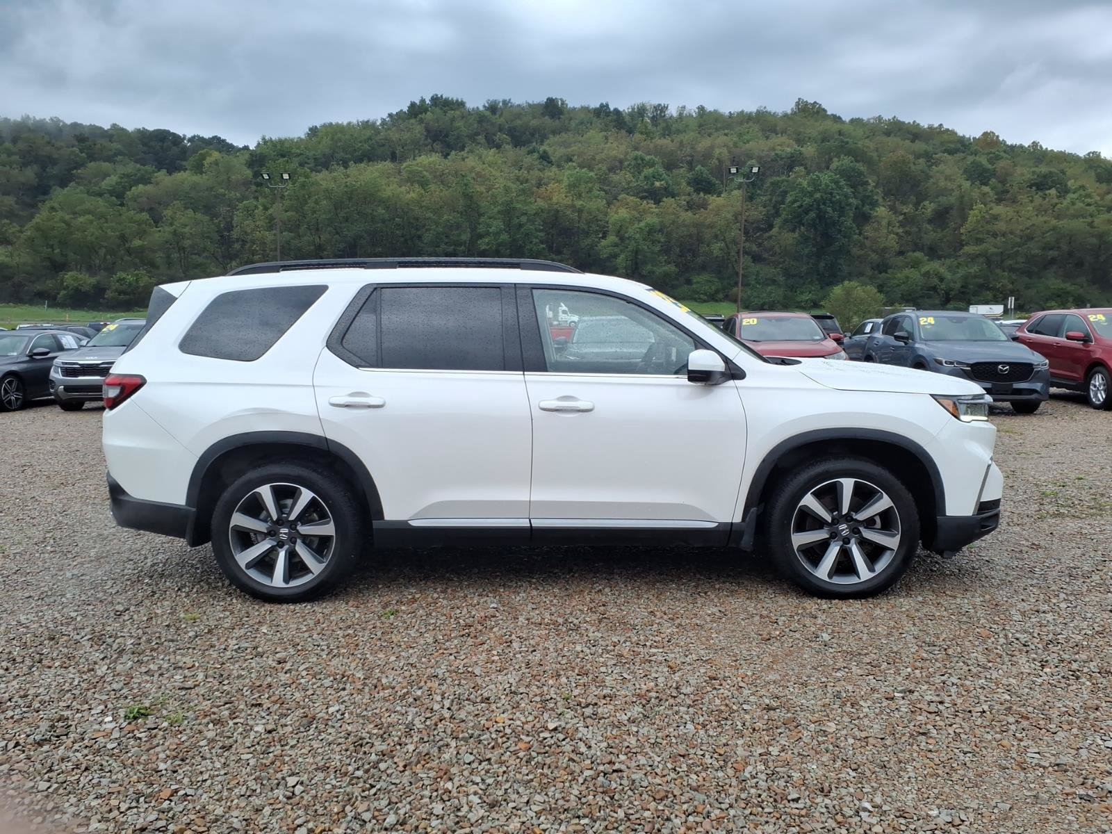 Certified 2023 Honda Pilot Touring image 4