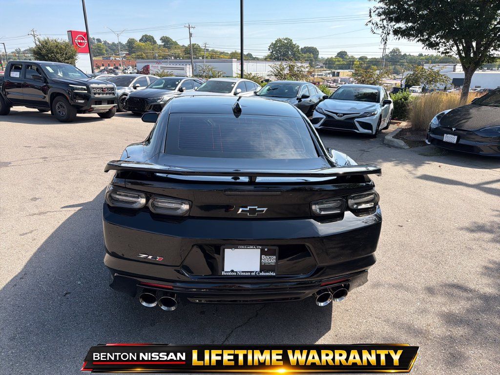 Used 2022 Chevrolet Camaro ZL1 RWD image 10