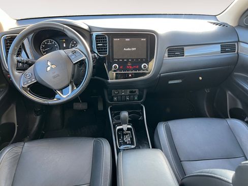 Used 2020 Mitsubishi Outlander SEL image 10