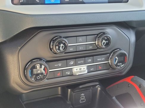 New 2026 Ford Bronco Heritage Edition image 47