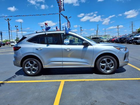 Certified 2024 Ford Escape ST-Line w/ Tech Pack #1 AWD/4WD image 24