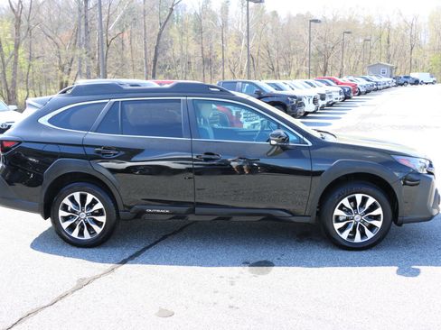 Used 2024 Subaru Outback Limited image 9