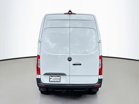 Used 2023 Mercedes-Benz Sprinter 2500 image 6