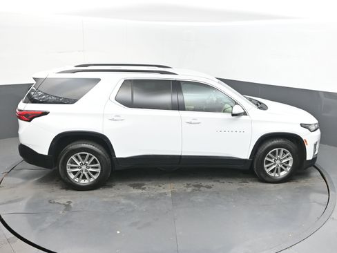Used 2022 Chevrolet Traverse LT AWD/4WD image 37