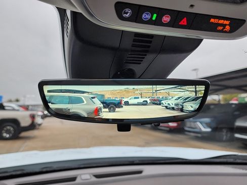 New 2026 GMC Acadia Denali image 39