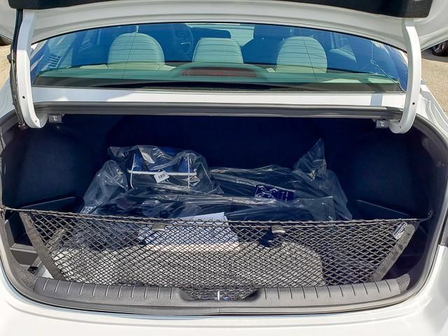 New 2025 Hyundai Elantra SEL FWD image 5