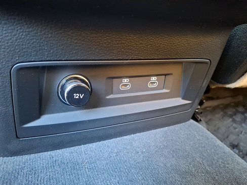 Used 2023 Audi Q8 Prestige image 12