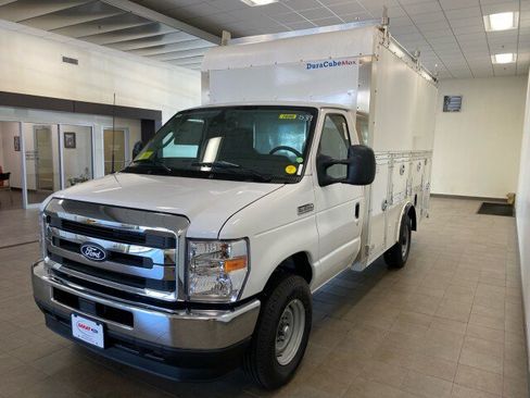 New 2026 Ford E-350 and Econoline 350 Super Duty w/ Power Equipment Group RWD image 4