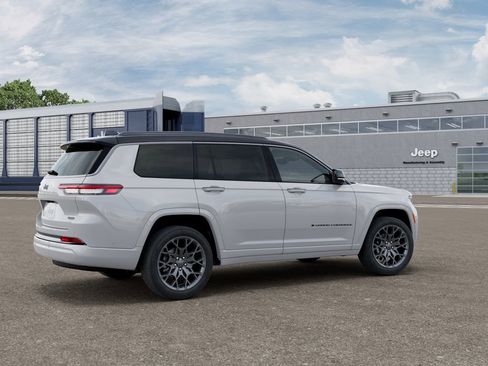 New 2026 Jeep Grand Cherokee L Summit AWD/4WD image 4