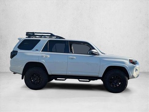 Used 2021 Toyota 4Runner SR5 Premium w/ Moonroof Package AWD/4WD image 4