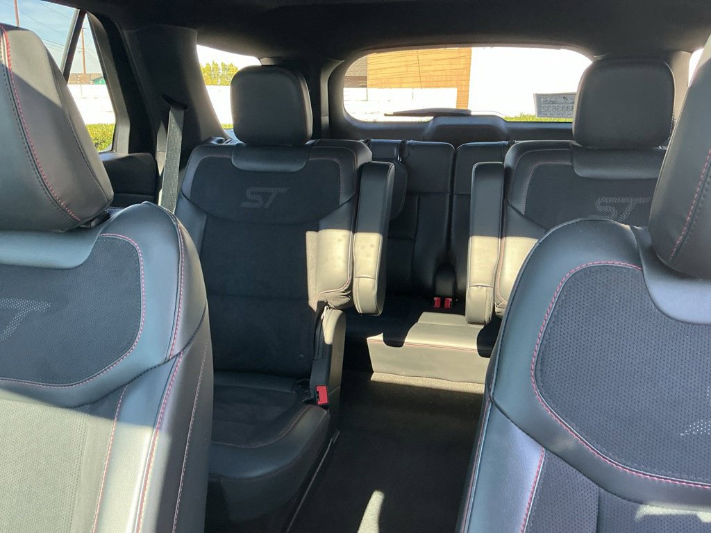 Used 2025 Ford Explorer ST w/ Sun And Sound Package AWD/4WD image 10