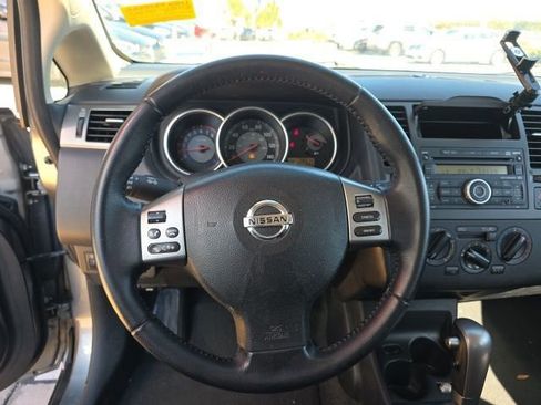 Used 2008 Nissan Versa SL w/ Convenience Pkg image 15