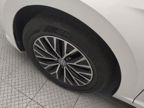 Used 2019 Volkswagen Jetta SE FWD image 31