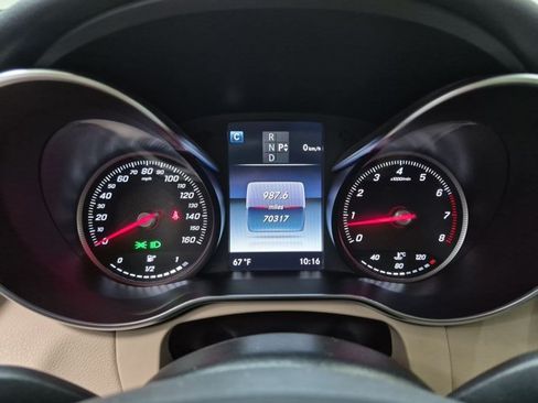 Used 2016 Mercedes-Benz GLC 300 4MATIC image 9