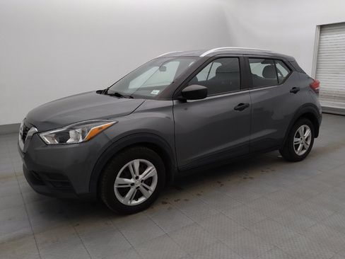 Used 2019 Nissan Kicks S w/ Exterior Electronics Package image 2