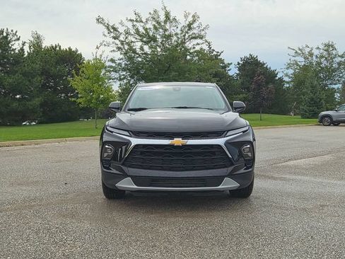 Used 2023 Chevrolet Blazer LT w/ Driver Confidence Package AWD/4WD image 2