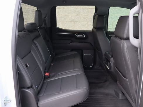 Used 2023 GMC Sierra 1500 SLT w/ SLT Premium Package image 34