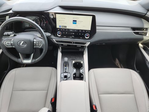 Used 2023 Lexus RX 350 Premium image 32