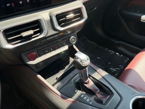 Used 2024 Ford Mustang Premium RWD image 18