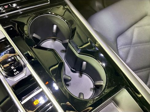 New 2026 Volkswagen Atlas Peak Edition image 15