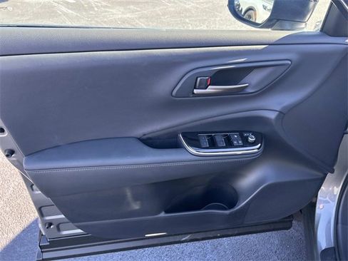 Used 2026 Toyota Crown XLE image 22