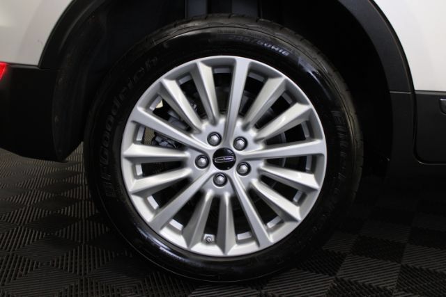 Used 2019 Lincoln MKC Premiere FWD image 4