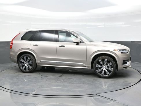 Used 2025 Volvo XC90 T8 Plus w/ Protection Package Premier image 8