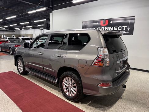 Used 2014 Lexus GX 460 w/ Premium Package AWD/4WD image 14