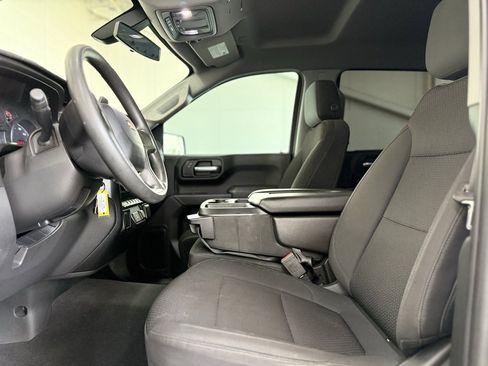 Used 2020 Chevrolet Silverado 1500 Custom w/ Custom Value Package image 33