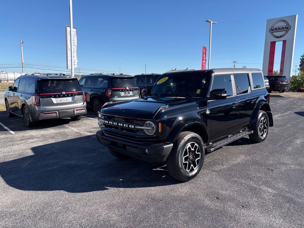 Used 2024 Ford Bronco Outer Banks AWD/4WD image 9