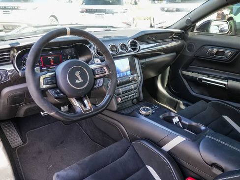Used 2020 Ford Mustang Shelby GT500 w/ Technology Package RWD image 13