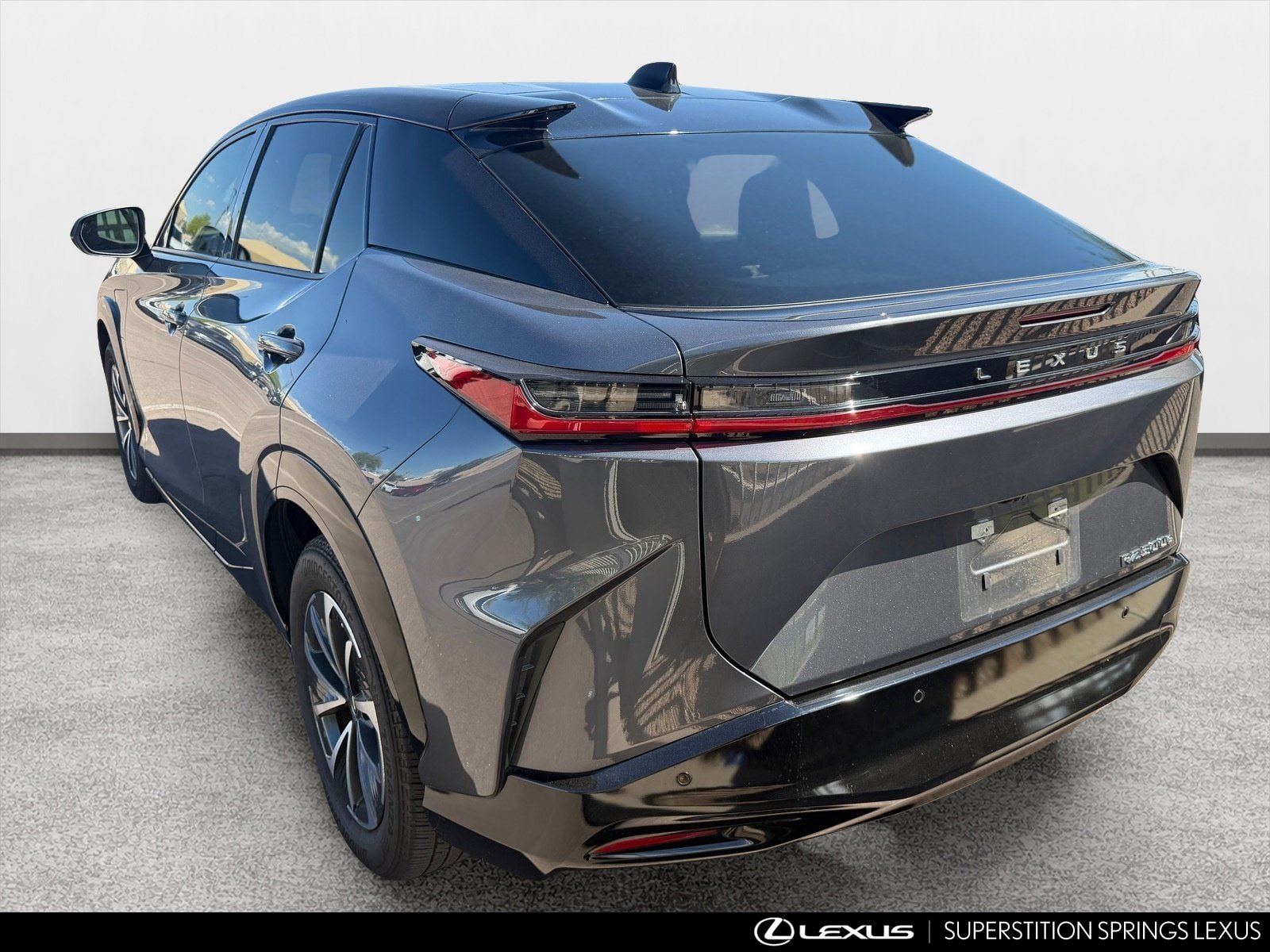Used 2024 Lexus RZ 300e Premium FWD image 4