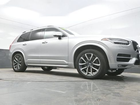 Used 2018 Volvo XC90 T6 Momentum w/ Convenience Package AWD/4WD image 41