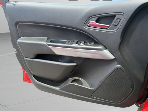 Used 2019 Chevrolet Colorado ZR2 AWD/4WD image 19
